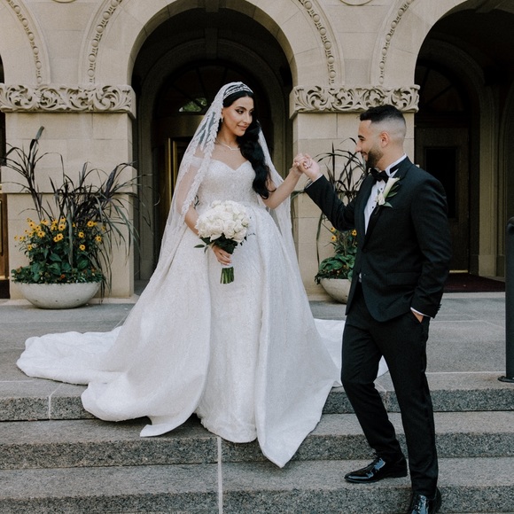 Custom handmade wedding dress/gown Designed with 5 meter veil &3 meter o… - Picture 4 of 17